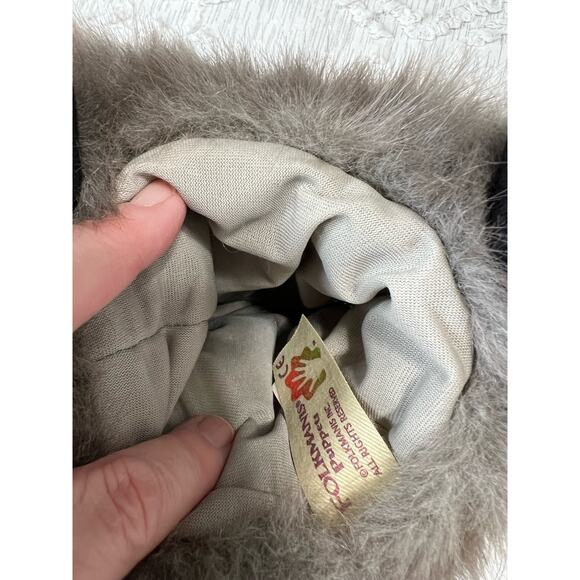 Folkmanis Realistic Baby Emperor Penguin Puppet Stuffed Animal Plush. - Picture 7 of 9